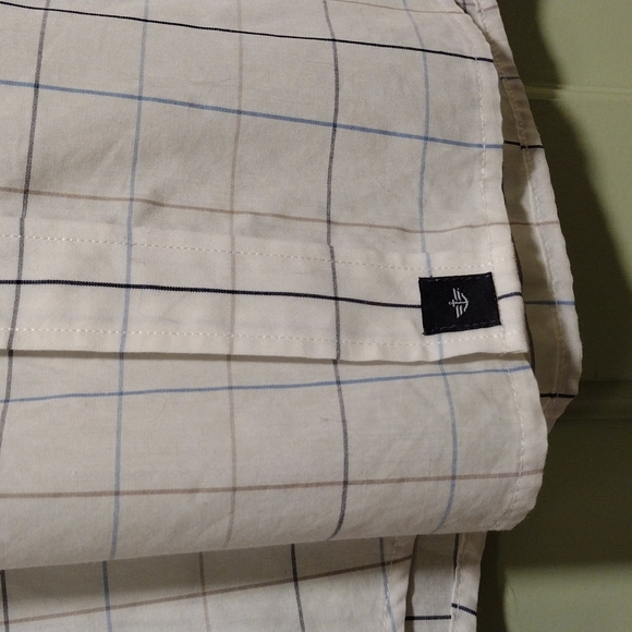 Men's Dockers XL white blue check pattern button up dress shirt - Picture 5 of 8